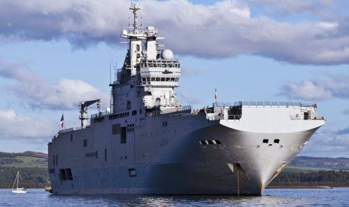 俄羅斯向法國(guó)購(gòu)買西北風(fēng)級(jí)兩棲攻擊艦。