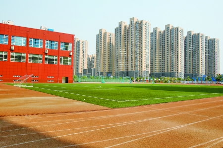 鄭州熱點學(xué)校周圍二手房大幅提價 高達1.5萬/平米