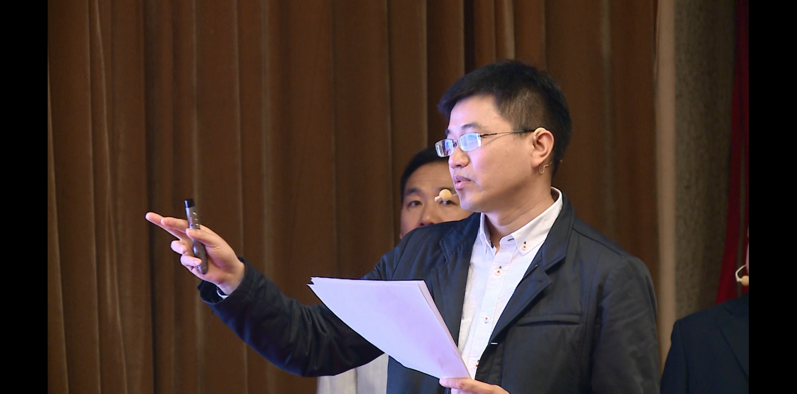 公開競聘農(nóng)村廣播管理團隊楊學(xué)識組