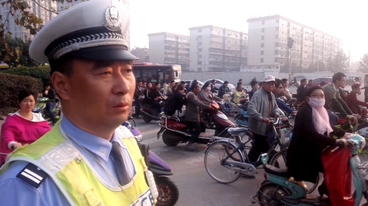 上班表情：1逗2羞3怕 你是哪個？