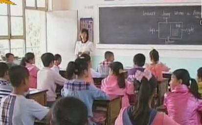 老師：您的工資和績(jī)效要漲了！