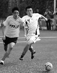 　海馬汽車隊(duì)建隊(duì)已久，曾參加過全國性的草根足球聯(lián)賽，并取得過好名次