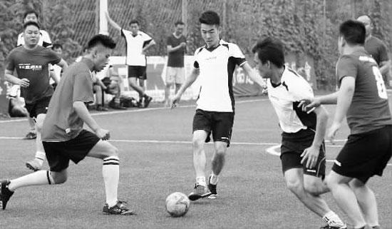 三場(chǎng)小組賽三戰(zhàn)全勝，我們只看到了開頭，沒猜中結(jié)尾