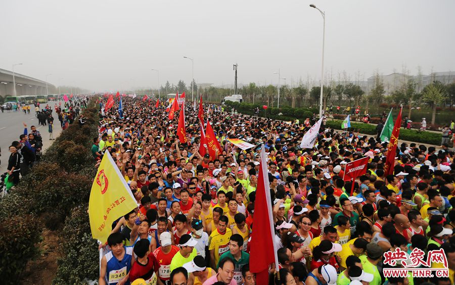 選手候場。