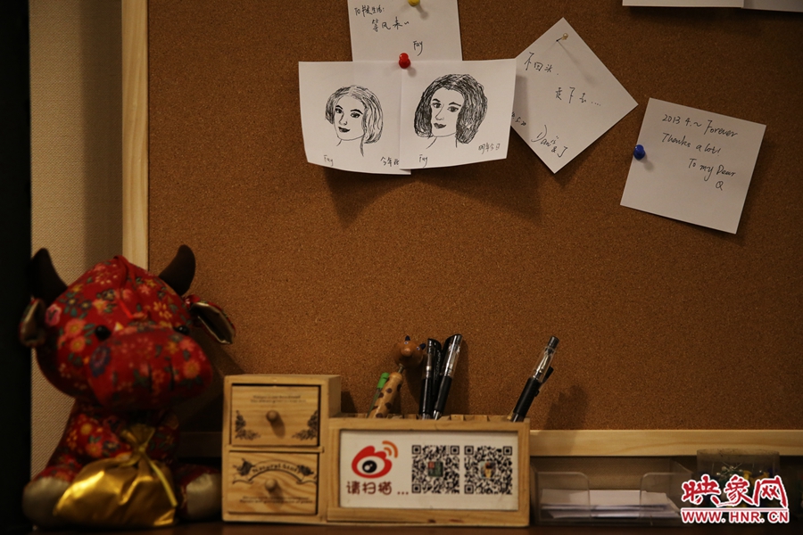 書(shū)店內(nèi)留言板一角。