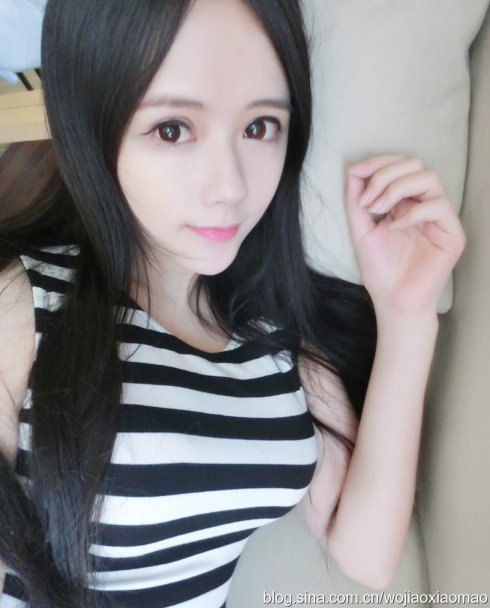 湖大21歲?；ㄇ巴购舐N無(wú)懼走光